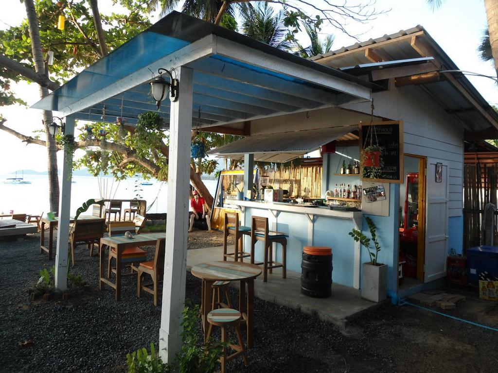Think & Retro Cafe Lipa Noi Samui Hostel Kültér fotó