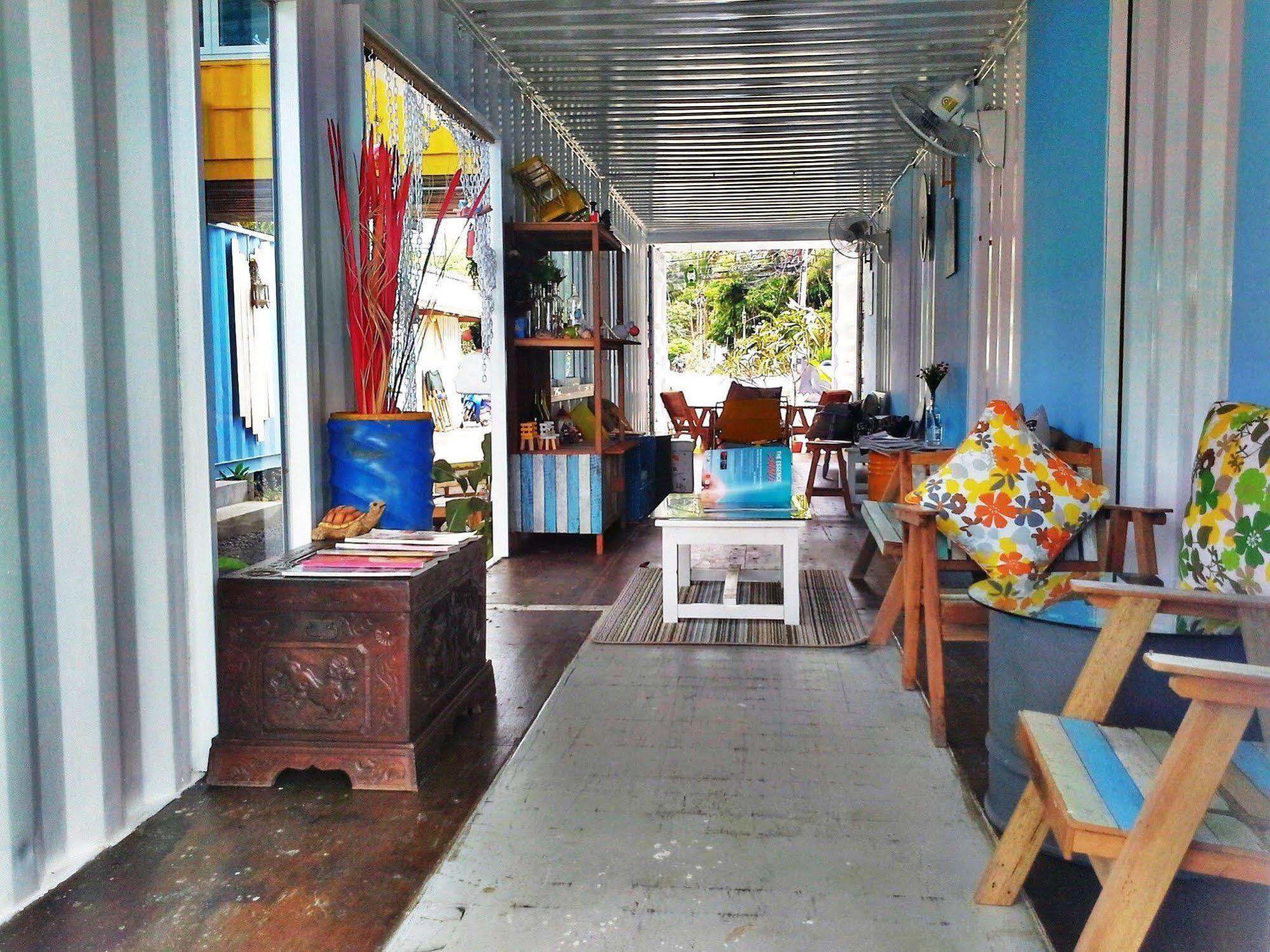 Think & Retro Cafe Lipa Noi Samui Hostel Kültér fotó